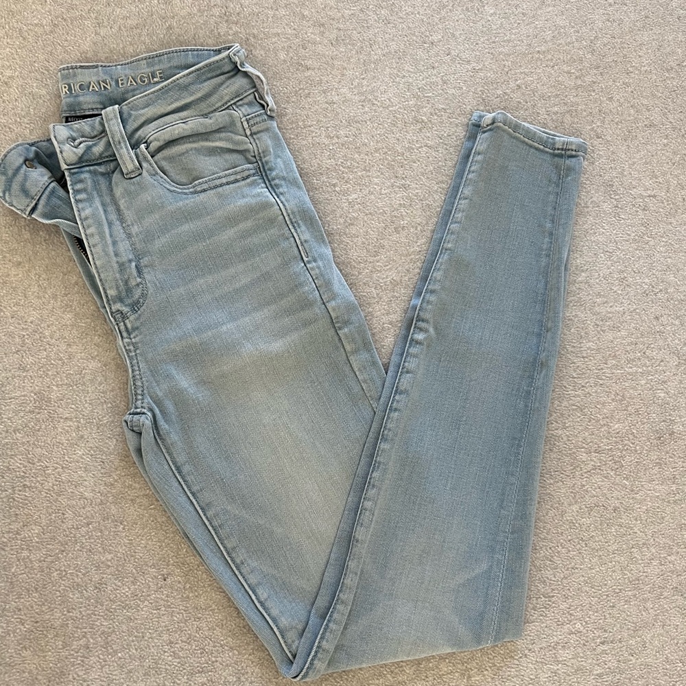 American Eagle High Rise Jeggings - Light Wash